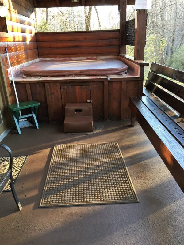 New River Gorge Cabins Hot Tub
